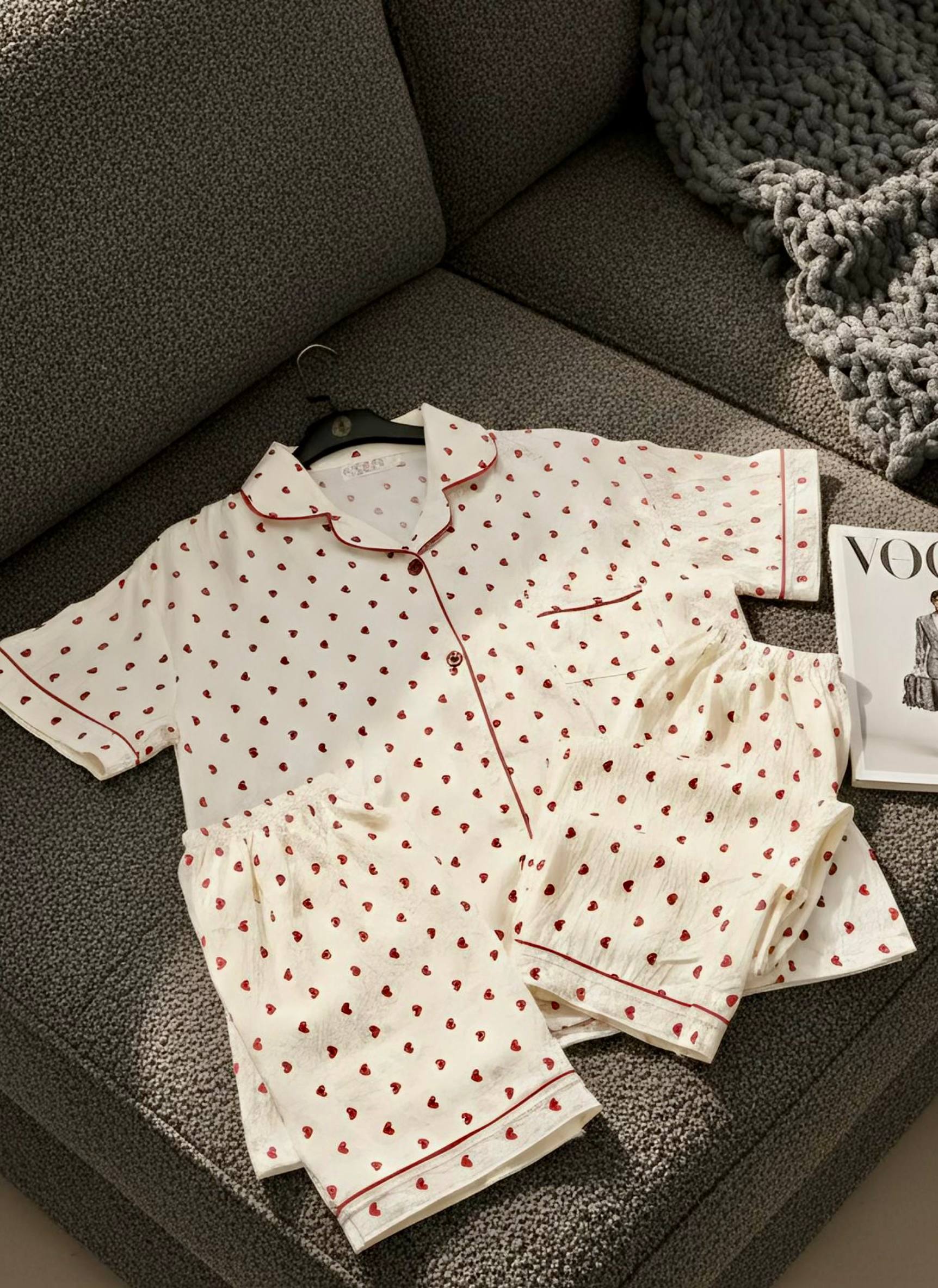 آستین کوتاه قلب قرمز