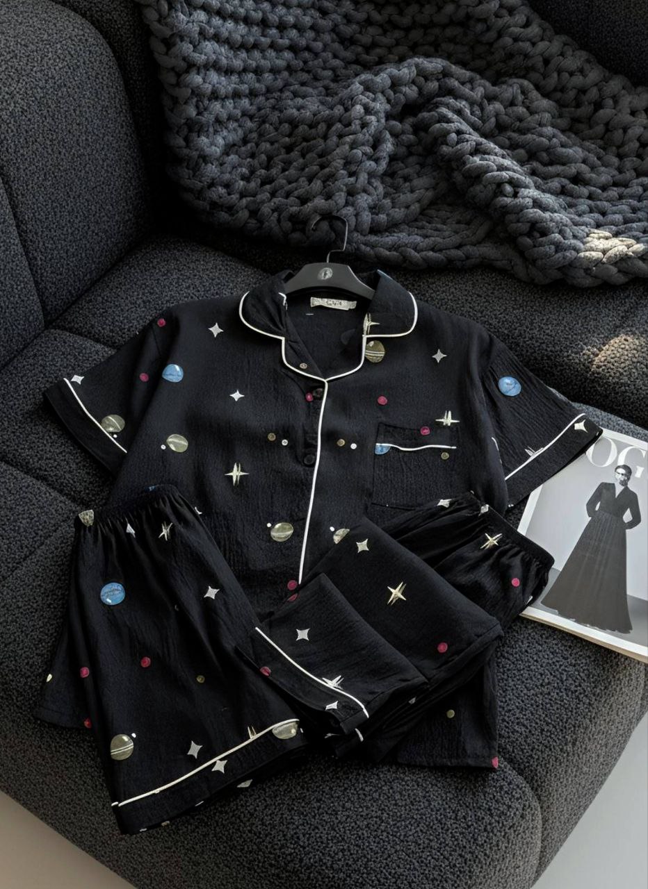 آستین کوتاه کهکشانی