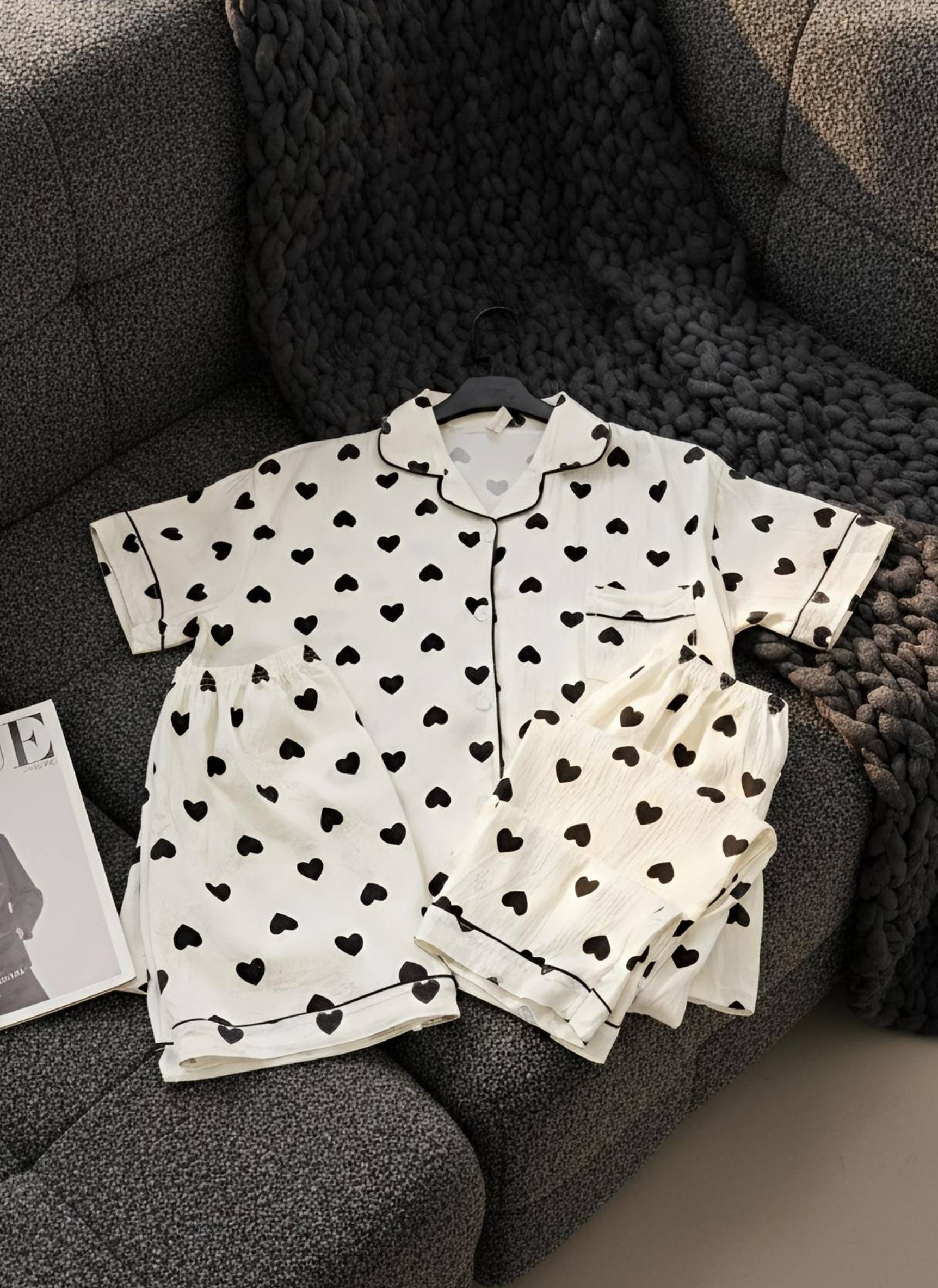 آستین کوتاه قلب مشکی