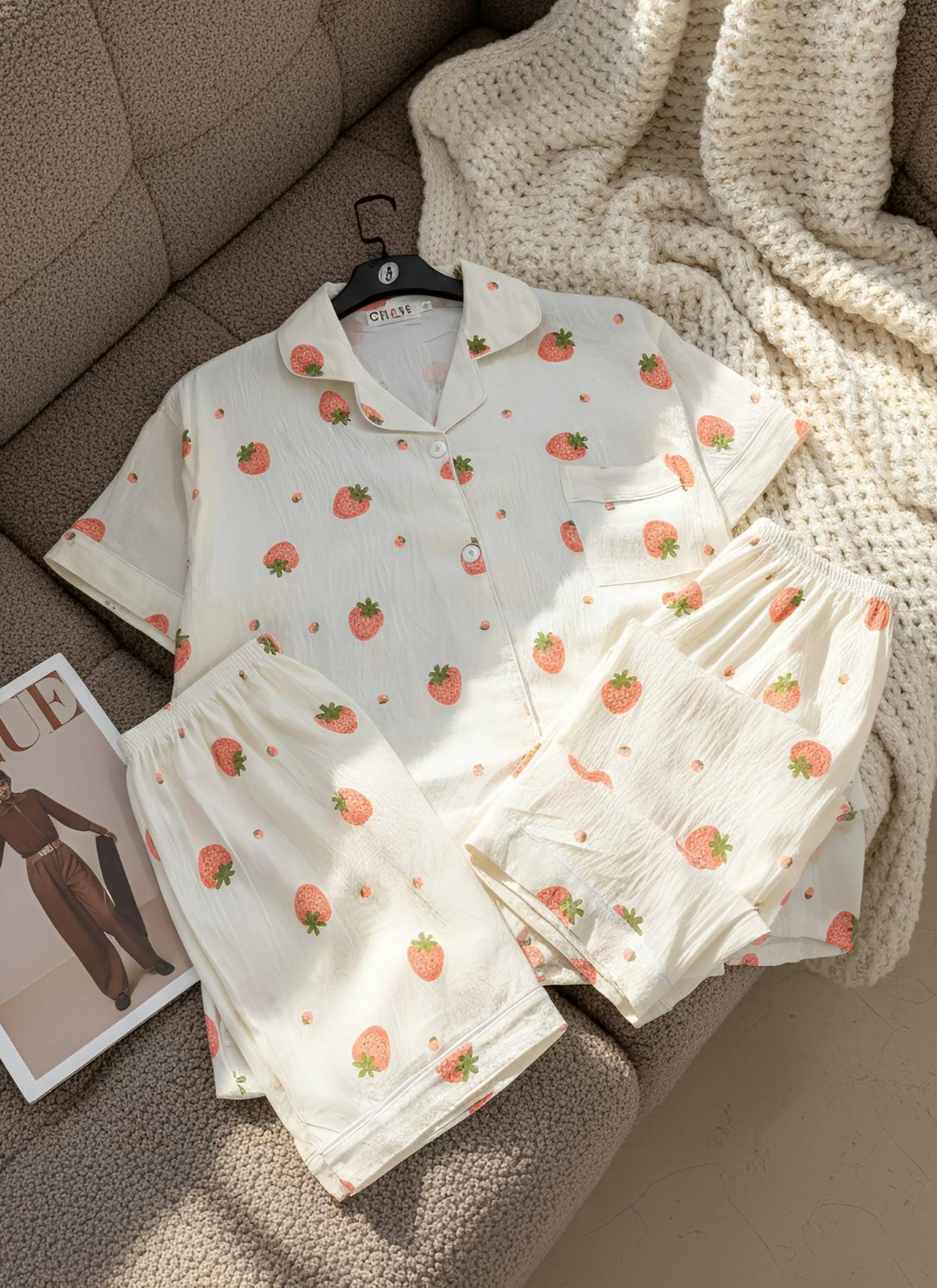 آستین کوتاه توتفرنگی